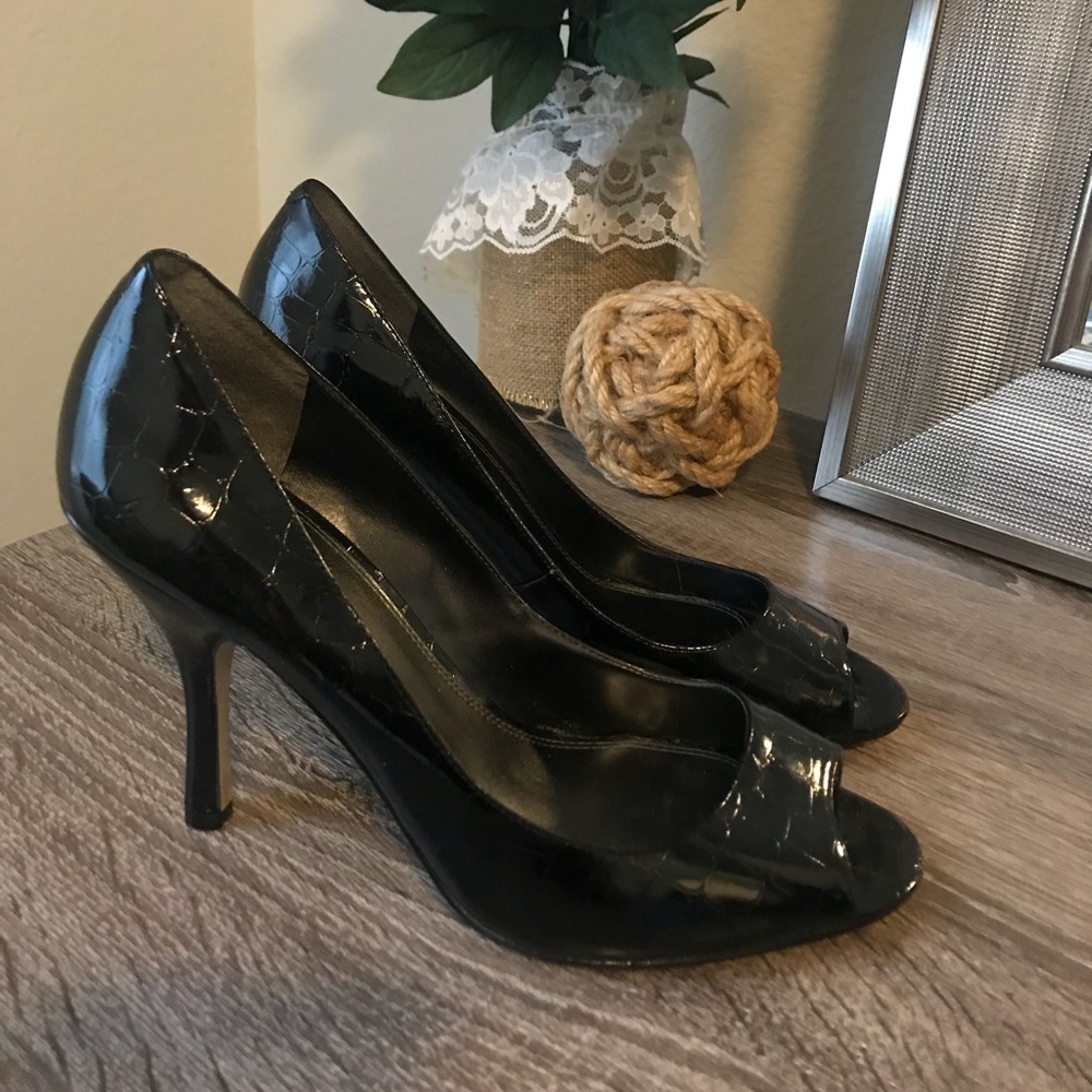 Enzo Angiolini Patent Snakeskin Peeptoe Pump